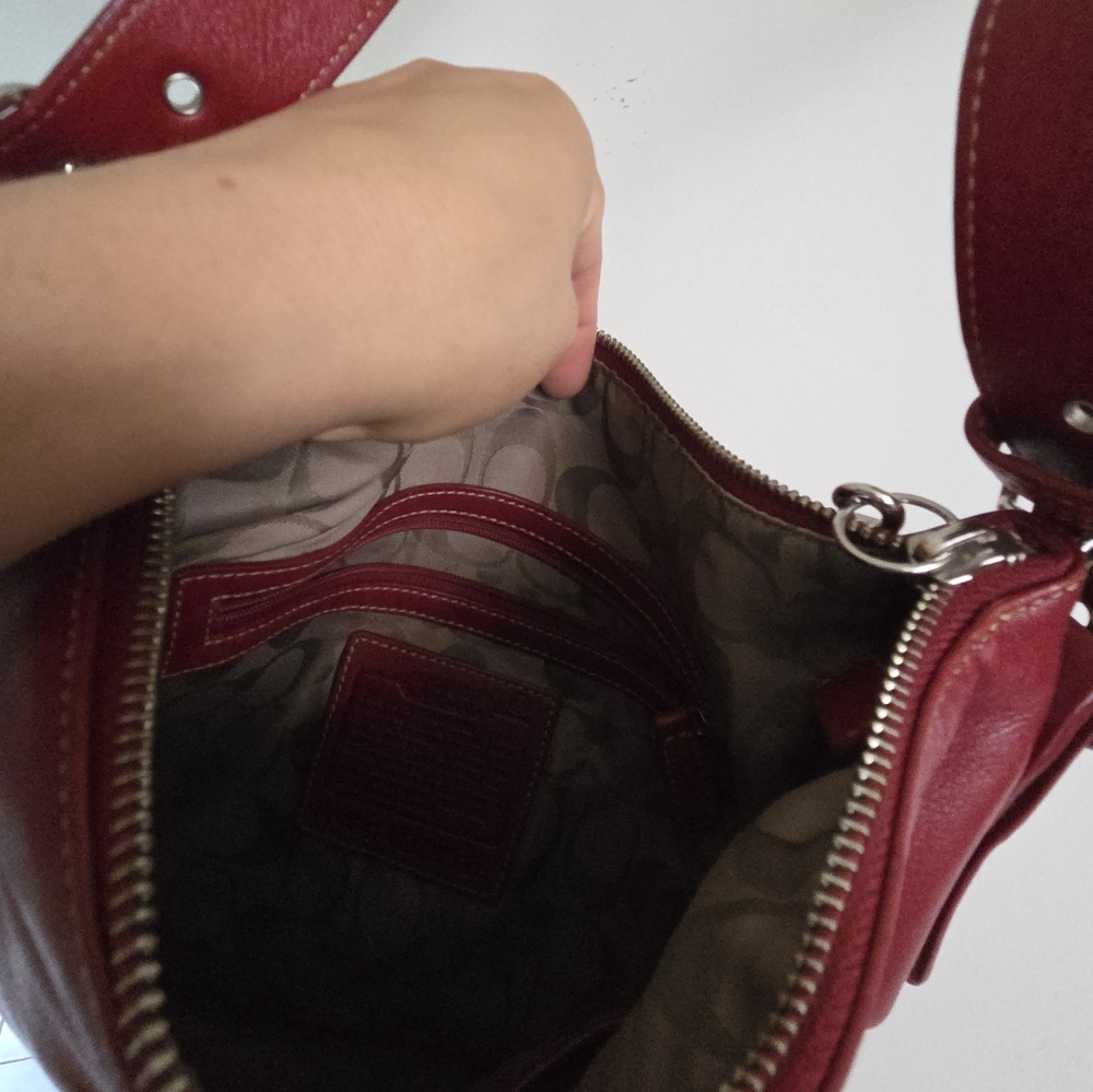 Coach Burgundy Leather Shoulder Bag - Picture 3 of 6